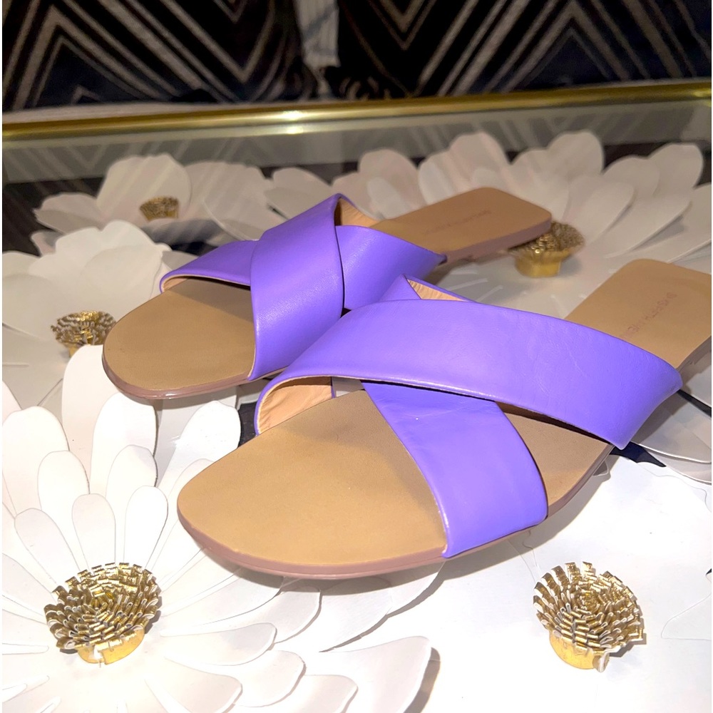 SAKS FIFTH AVENUE: Purple Sandals - Size 8.5